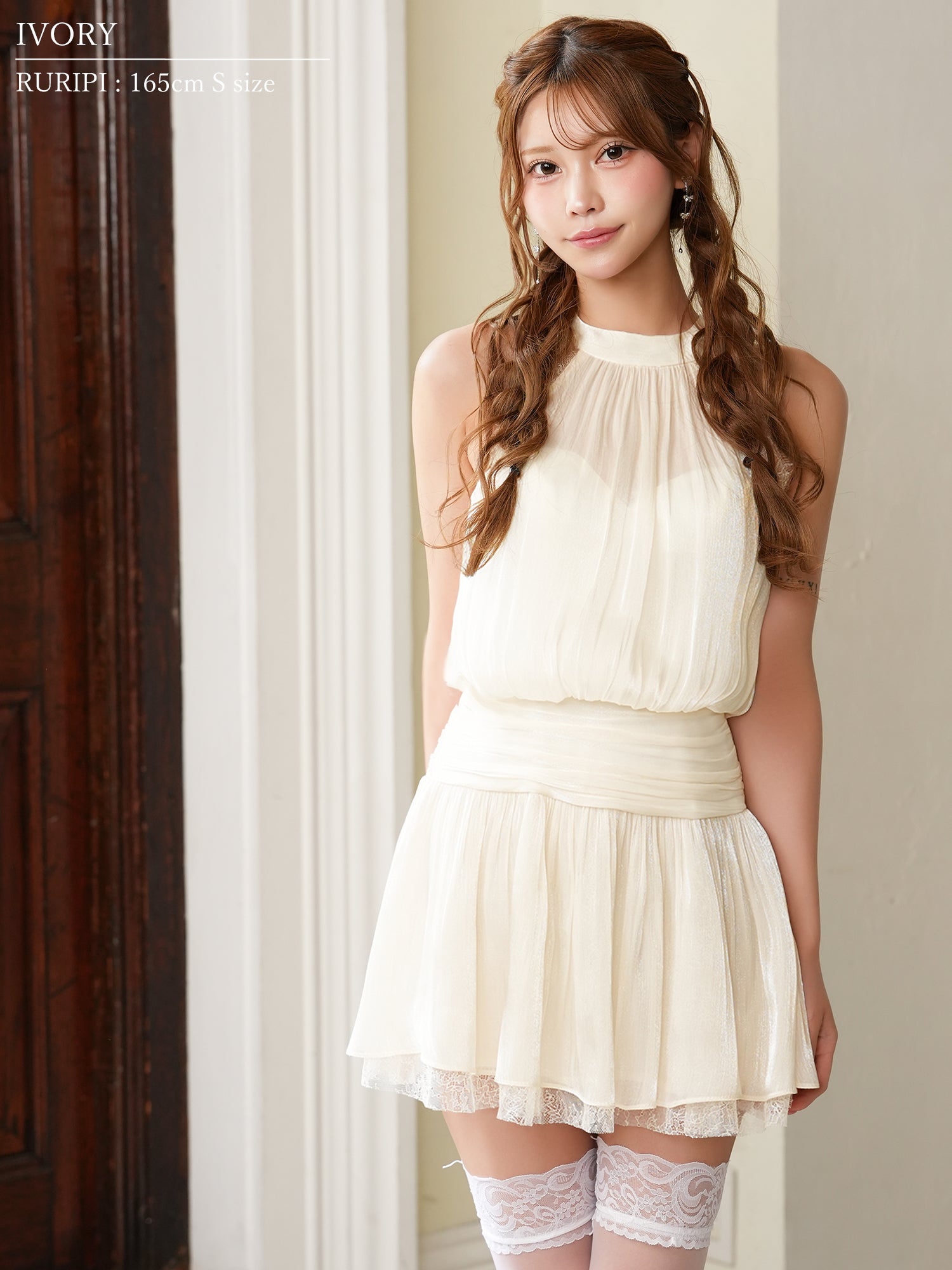 ホルターネック 2way セットアップ プリーツ レース フレアミニドレスのイメージ画像2