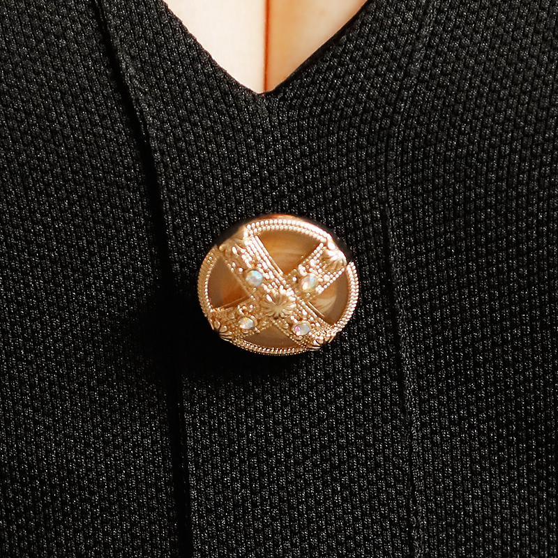 ビッグカラー ボタン フリル 襟付き　プリーツフレア マイクロミニドレス のイメージ画像10