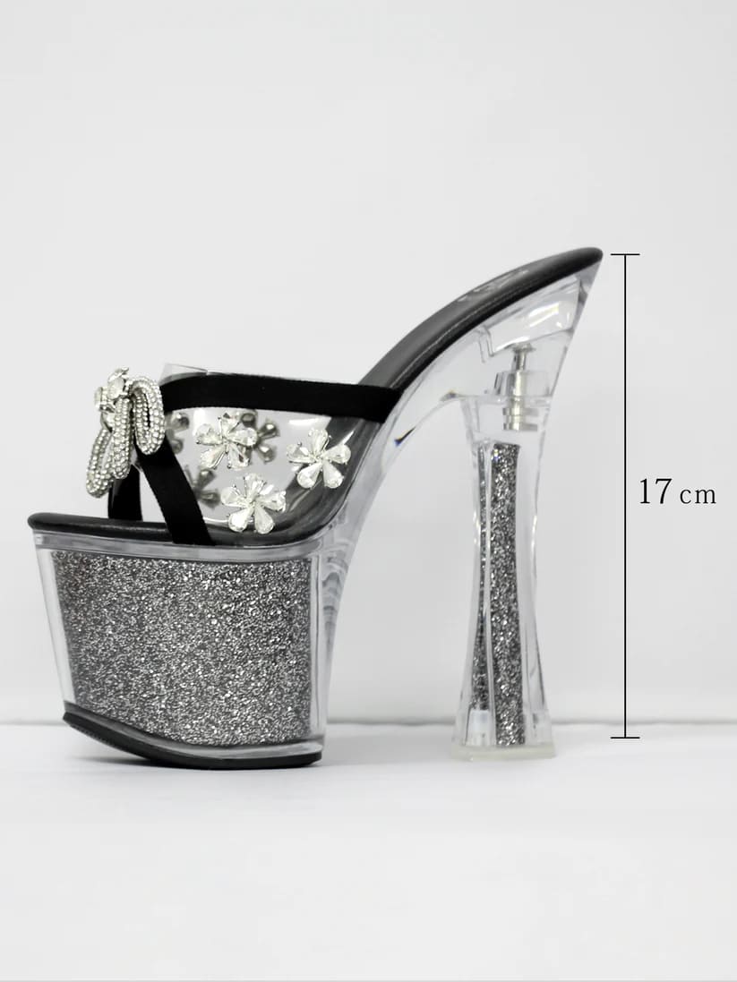 フラワーモチーフ リボン フェミニン グリッター 厚底 クリアサンダルのイメージ画像3