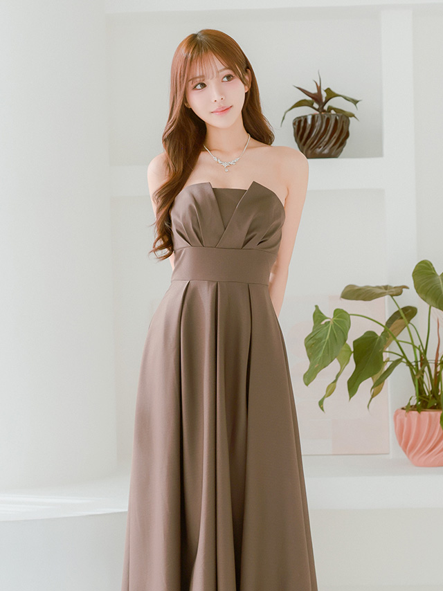 2way ベアトップ キャミソール バストタック ウエストマーク プリーツ エレガント ワンカラー Aラインロングドレスのイメージ画像4