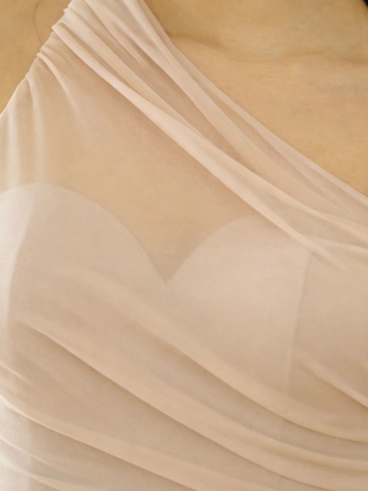 ドレープ ホルターネック ウエストツイスト バックオープン セクシー ワンカラー タイト 膝丈ドレスのイメージ画像11