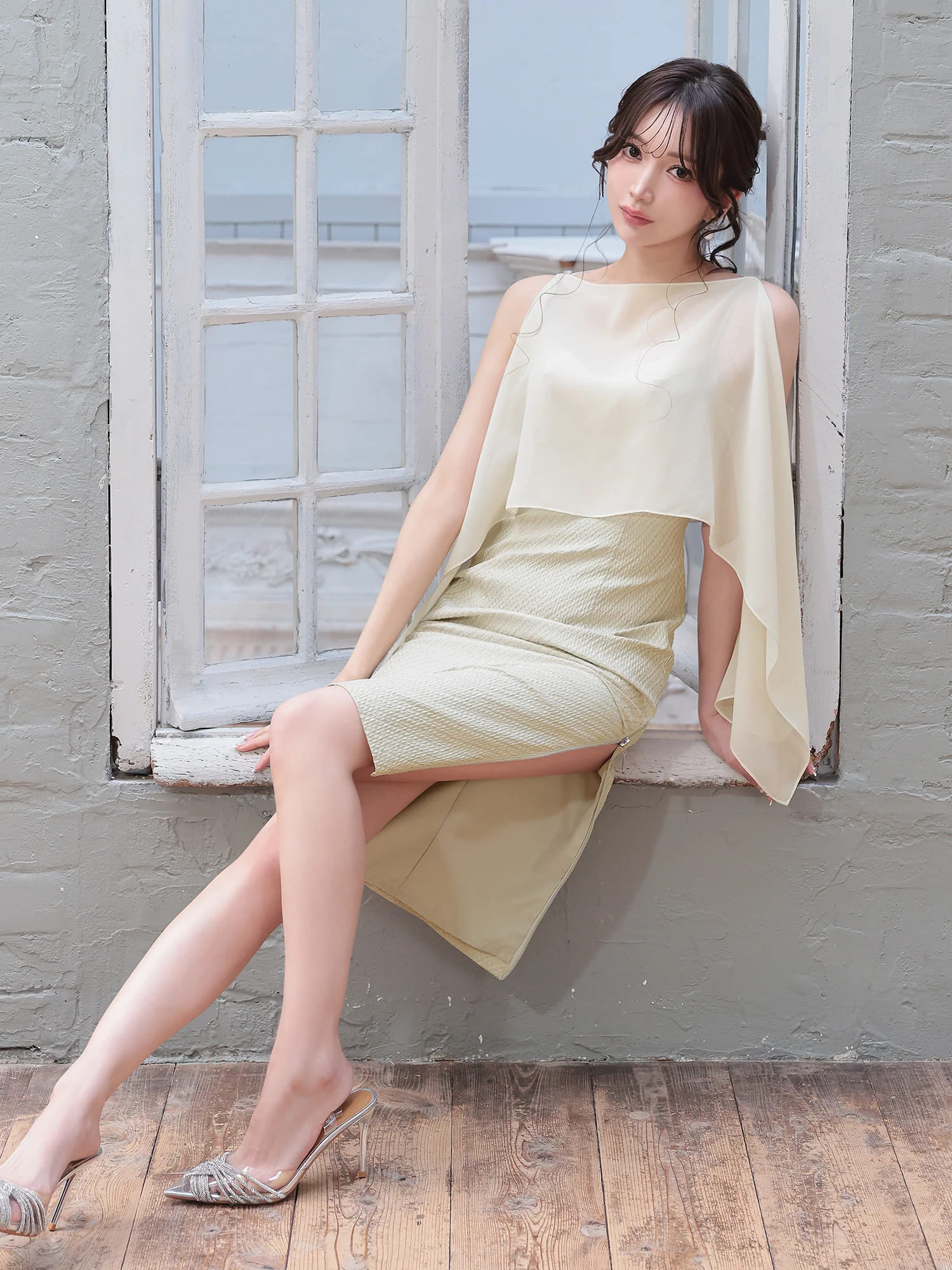 2way キャミソール シフォンケープ オープンショルダー ジップデザイン 膝丈ドレスのイメージ画像1