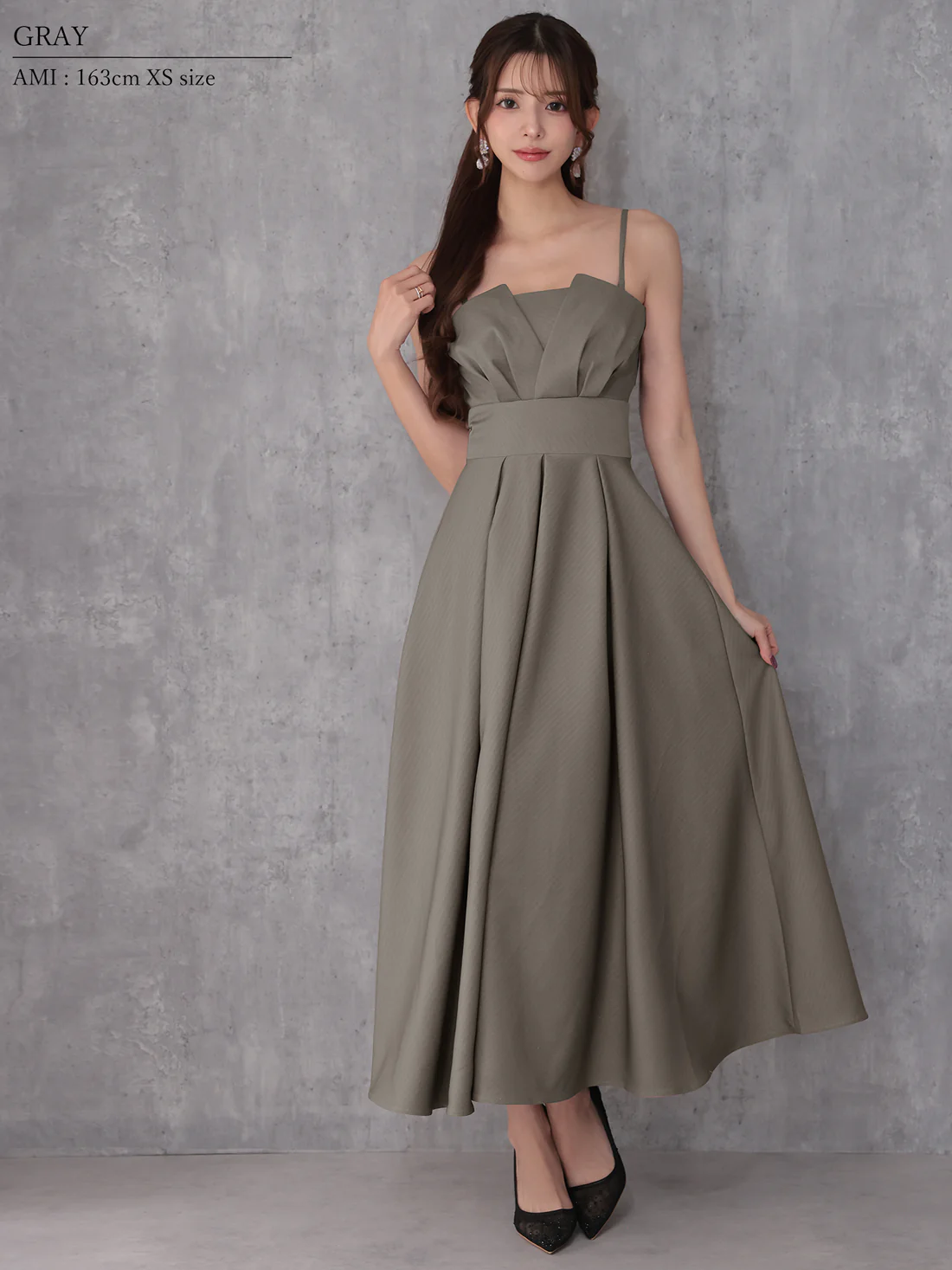 2way ベアトップ キャミソール バストタック ウエストマーク プリーツ エレガント ワンカラー Aラインロングドレスのイメージ画像4