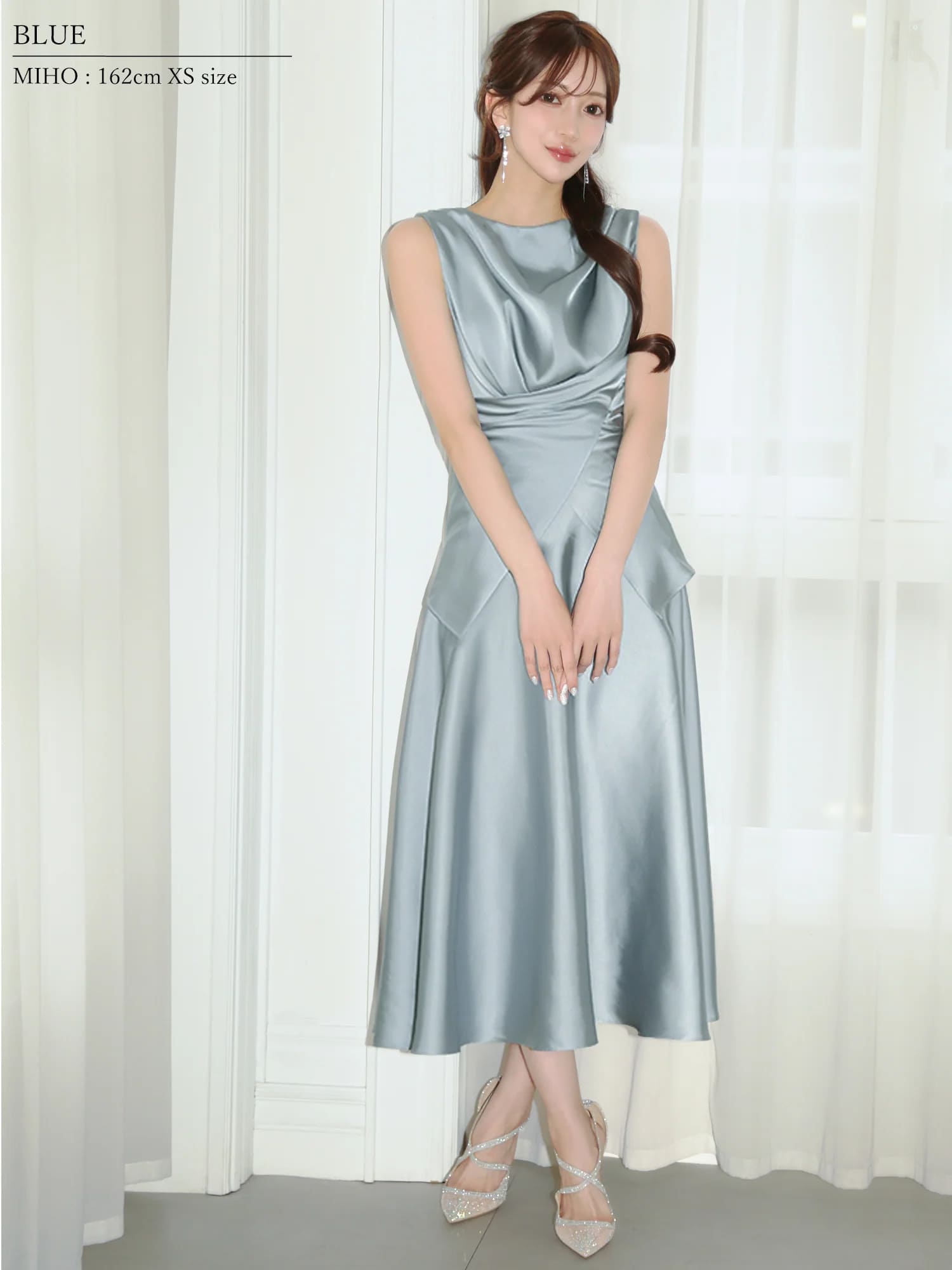 ノースリーブ ドレープ ウエストクロスデザイン バックリボン セットアップ フレア 膝丈ドレスのイメージ画像2