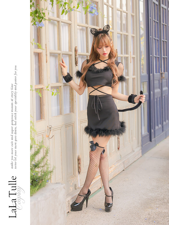 コスプレ猫 黒 白 フェザー クロス コード セットアップ ペア セクシー 白猫 黒猫 へそ出し アニマル コスプレ衣装5点セットのイメージ画像1