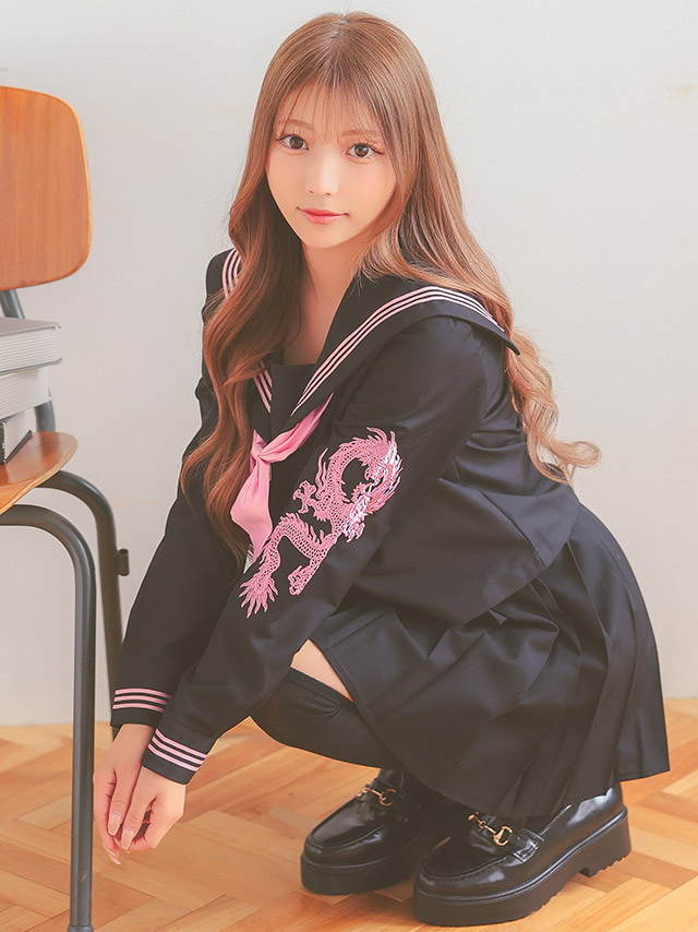 コスプレ 龍刺繍 プリーツミニスカート 体型カバー 袖あり セーラー服 衣装4点セットのイメージ画像2