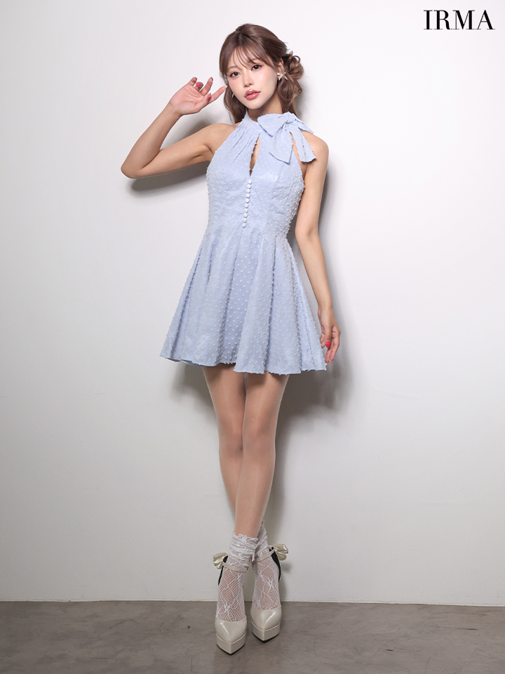 ホルターネック リボン バストカット ドット柄 シフォン プリーツ フレアミニドレスのイメージ画像6