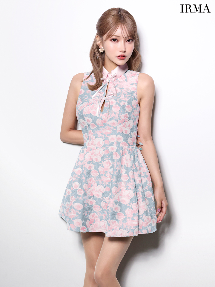 襟付き ノースリーブ カットデザイン リボン 花柄 フレアミニドレスのイメージ画像4