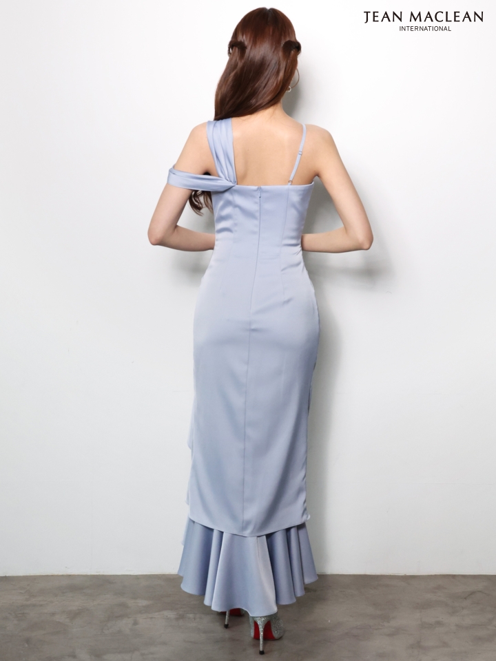 アシンメトリーショルダー タック サテン ロングテールドレスのイメージ画像8