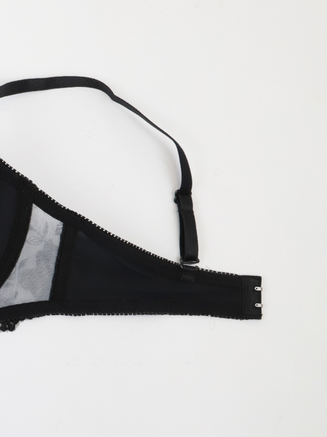 勝負下着 フラワー刺繍 シアーチュール ブラジャー＆ショーツ 2点セットの画像3