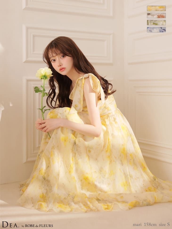 キャミソール リボン ギャザー ブラーフローラル シフォン Aラインロングドレスのイメージ画像1