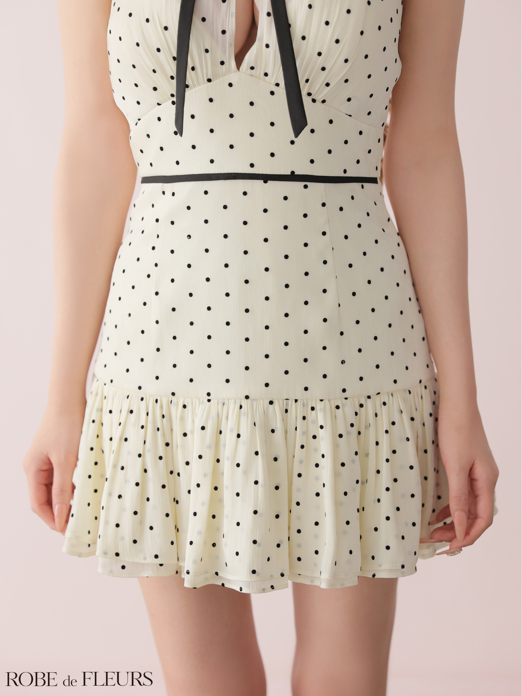 ドット柄 ホルターネック リボン オーガンジー ガーリー フレアミニドレスのイメージ画像8