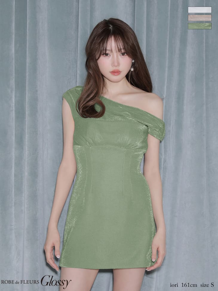 ワンショルダー ドレープ ラメニット ワンカラー タイトミニドレスのイメージ画像3