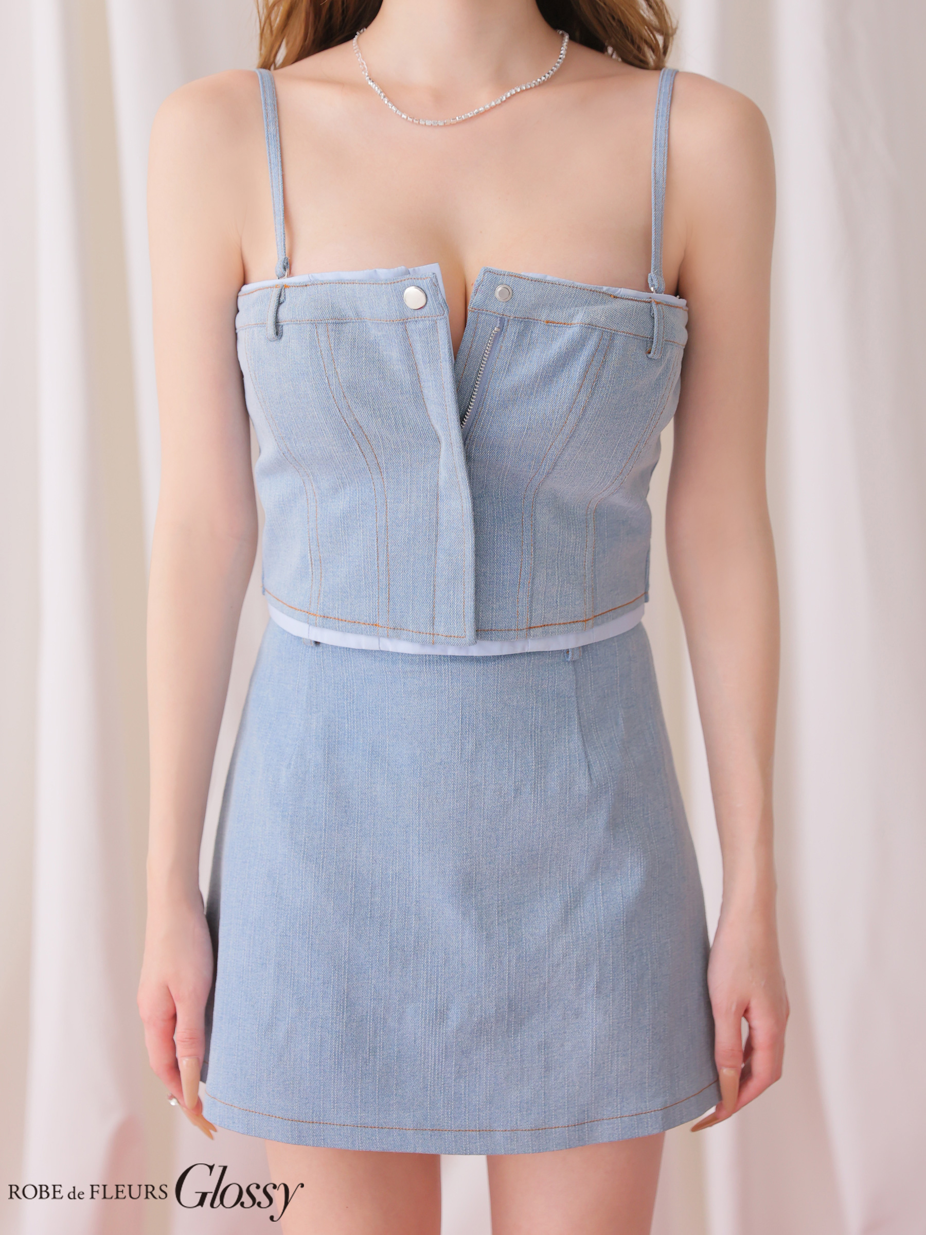 デニム セットアップ キャミソール 2way ベアトップ レイヤード風 タイトミニドレスのイメージ画像4