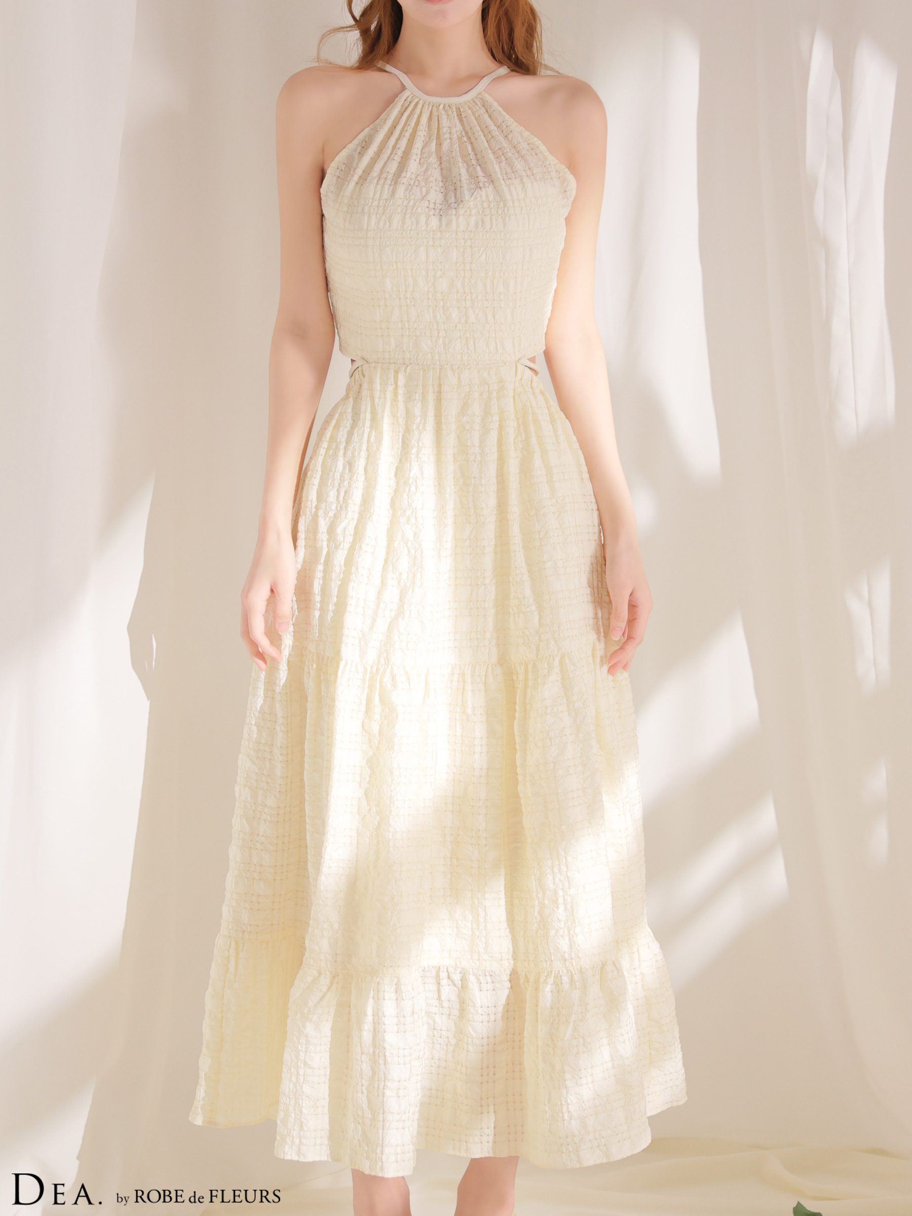 ホルターネック バックカット チェック柄 ティアード エレガント Aラインロングドレスのイメージ画像4