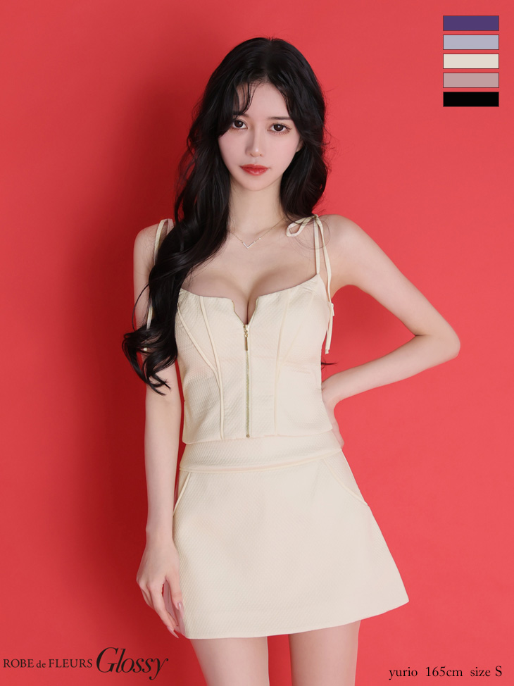 キャミソール セットアップ ジップデザイン リボンショルダー キルティング ワンカラー タイトミニドレスのイメージ画像3