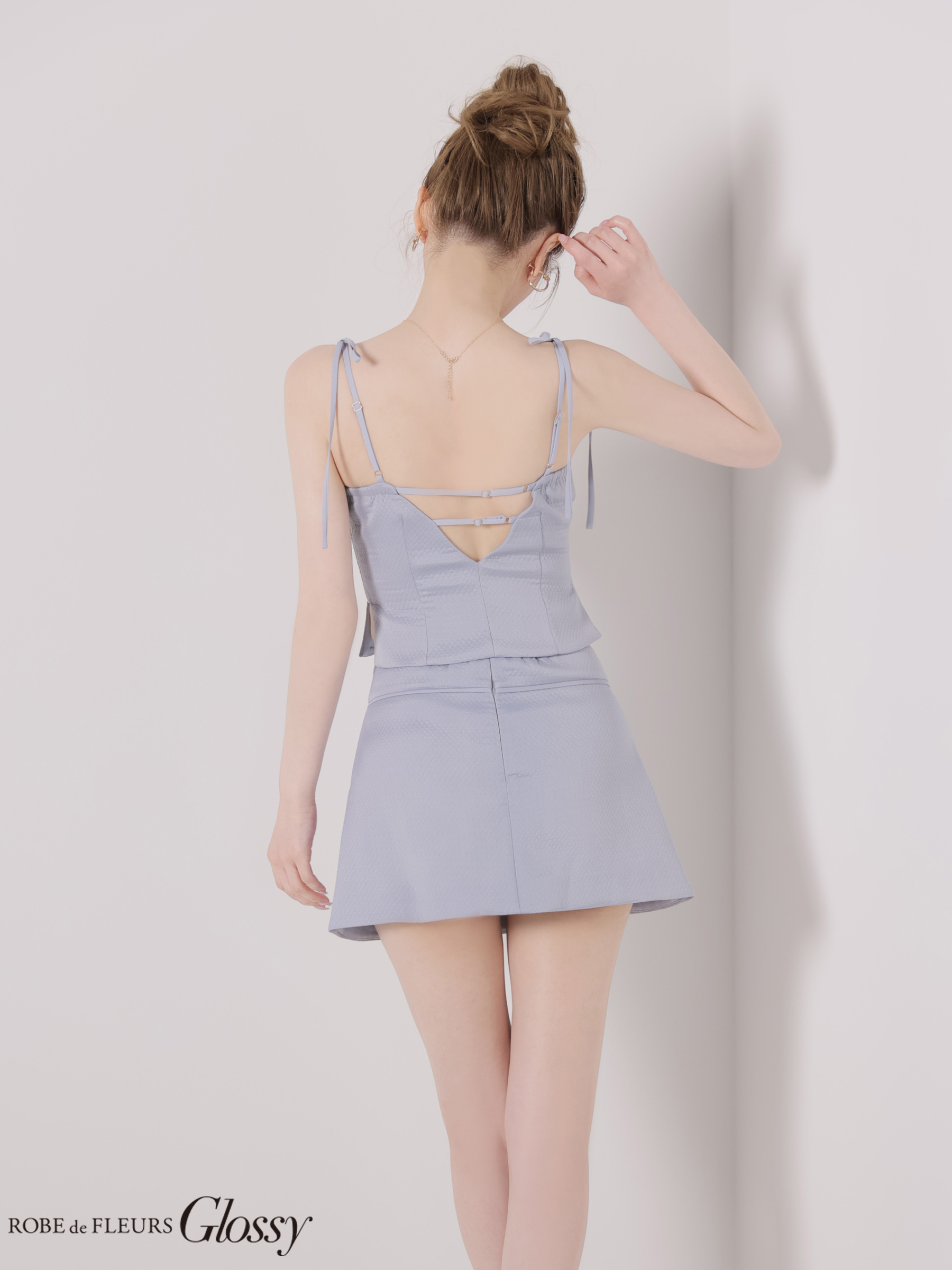 キャミソール セットアップ ジップデザイン リボンショルダー キルティング ワンカラー タイトミニドレスのイメージ画像7