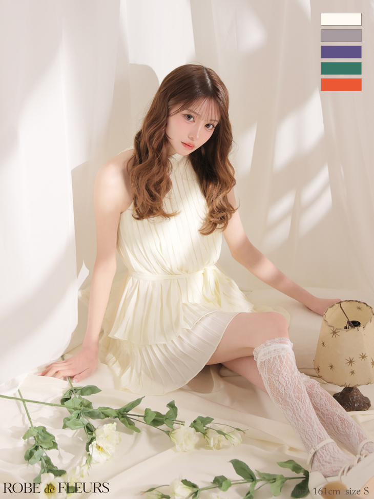 ホルターネック シフォン ウエストリボン ワンカラー プリーツ フレアミニドレスのイメージ画像1