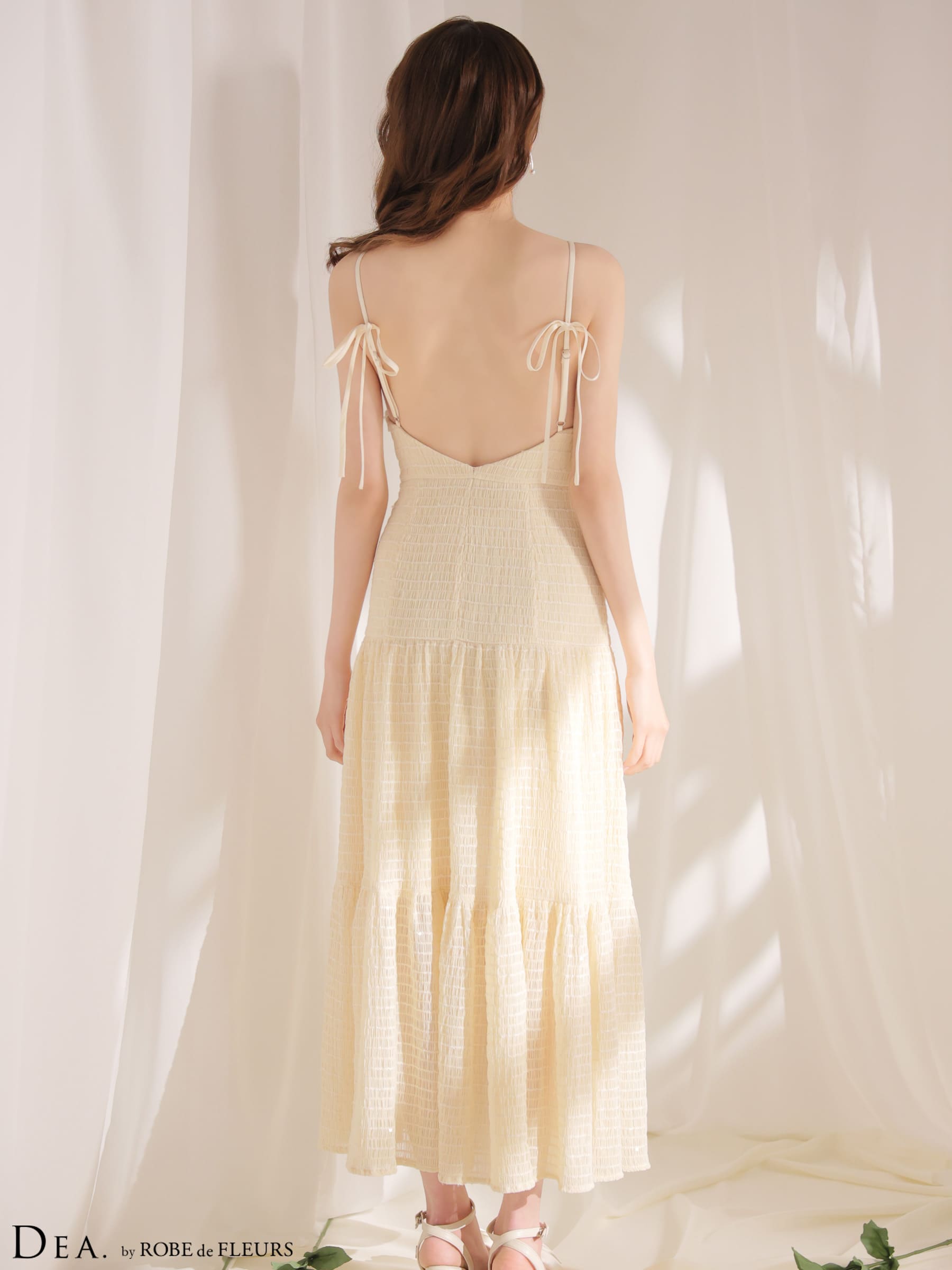 キャミソール リボン バストカット バックオープン ギャザーシフォン Aラインロングドレスのイメージ画像5