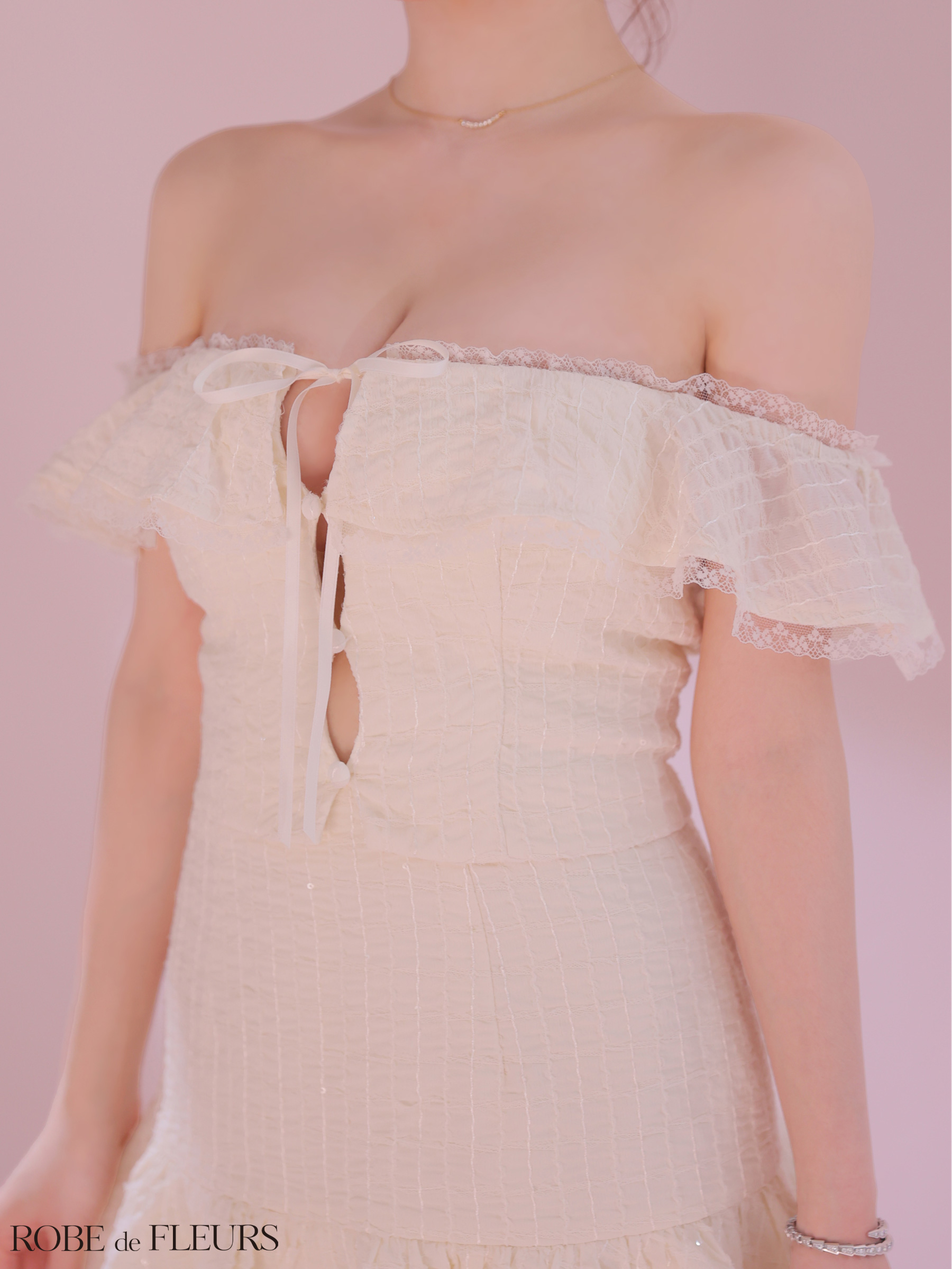 オフショルダー セットアップ シフォン ガーリー リボン レース フレアミニドレスのイメージ画像7