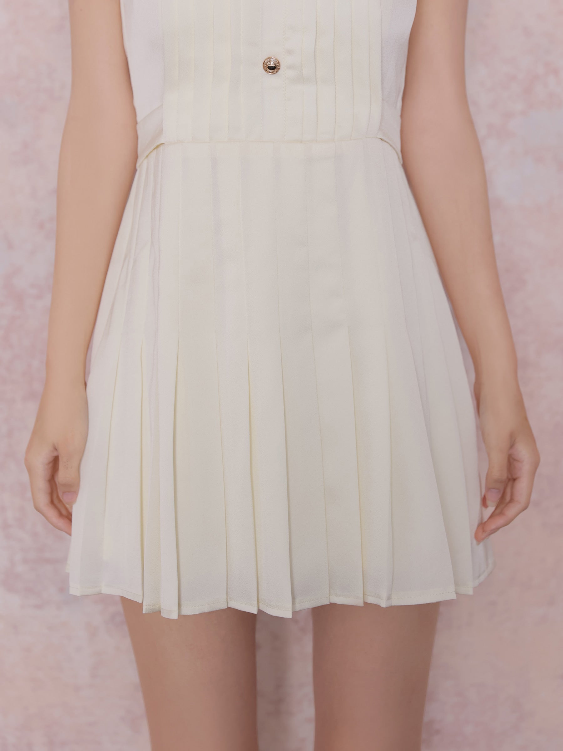 襟付き ノースリーブ ボタン プリーツ サテン フレアミニドレスのイメージ画像7