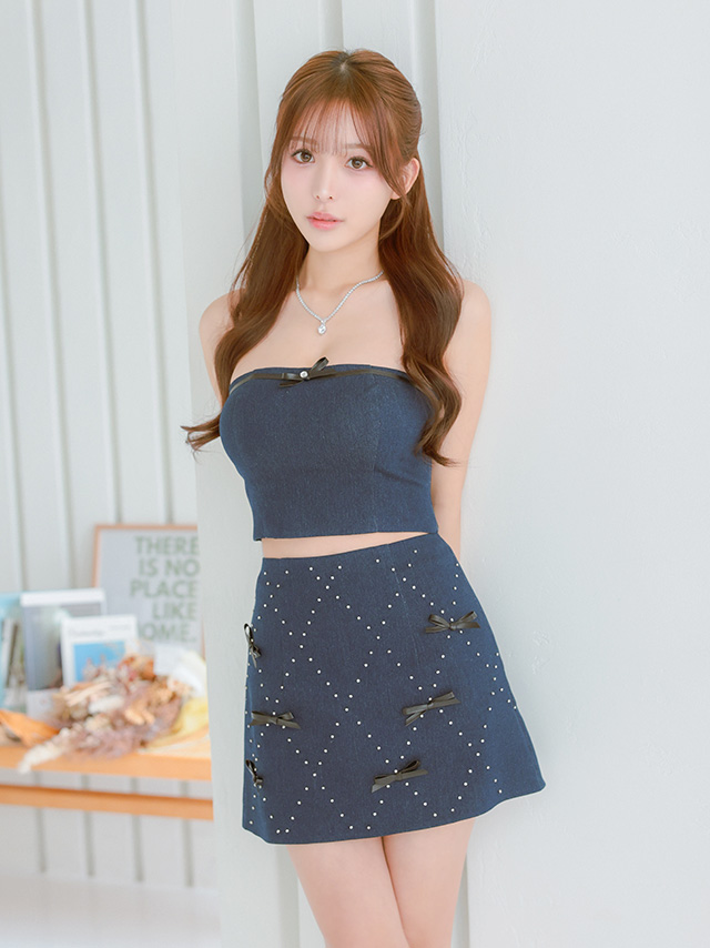 ガーリー ベアトップ デニム レザーリボン ビジュー セットアップ フレアミニドレスのイメージ画像1