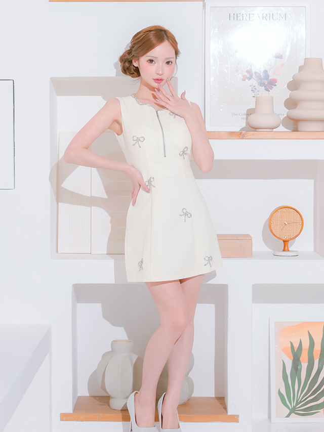 キャバドレス ROBEdeFLEURS ローブドフルール ノースリーブ ビジュー ジップデザイン リボン フレアミニドレスのイメージ画像3