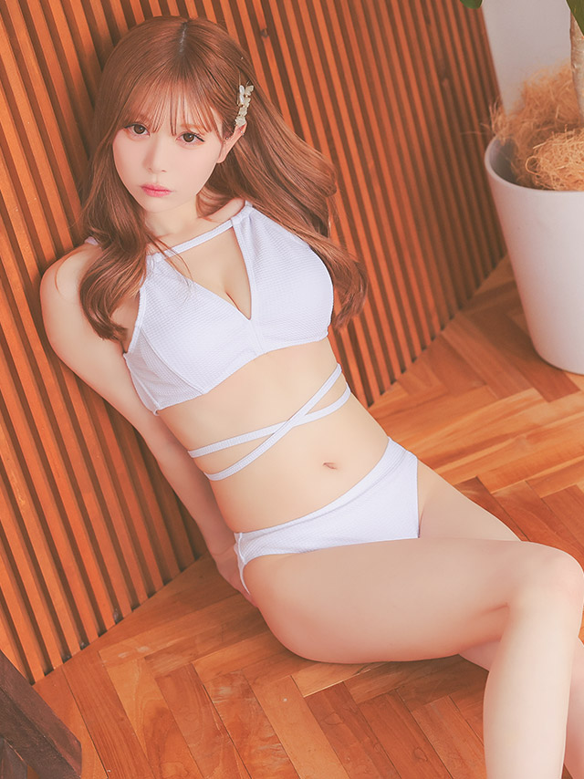 水着 ホルターネック クロスデザイン ワンカラー セクシー ギャル ビキニのイメージ画像4