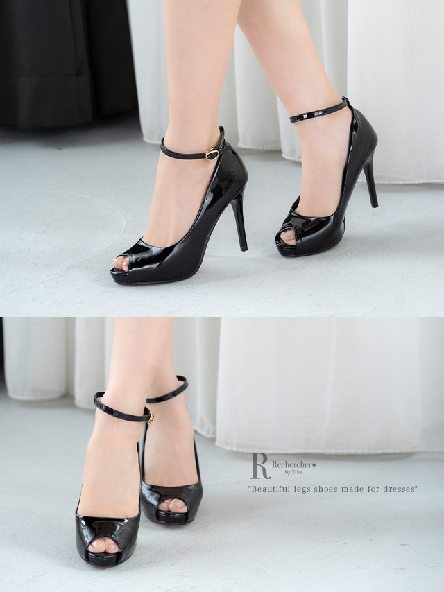 エナメル アンクルストラップ付き オープントゥ パンプス