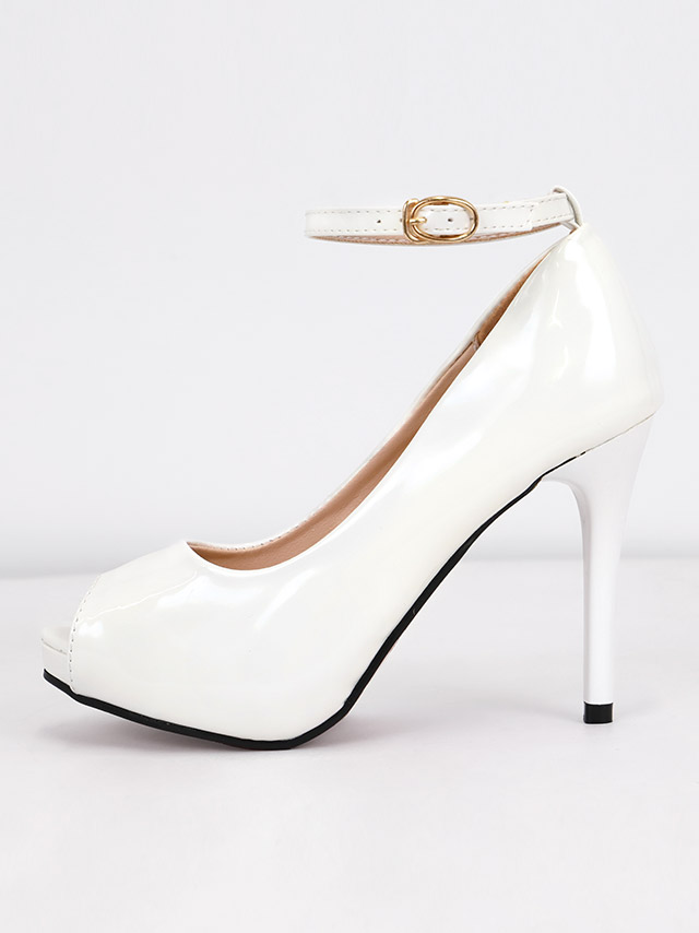 エナメル アンクルストラップ付き オープントゥ パンプス