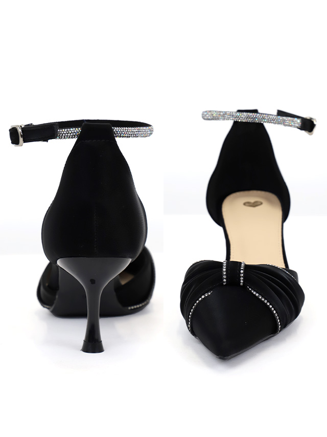 ビジュー アンクルストラップ付き ポインテッドトゥ リボンデザイン パンプス