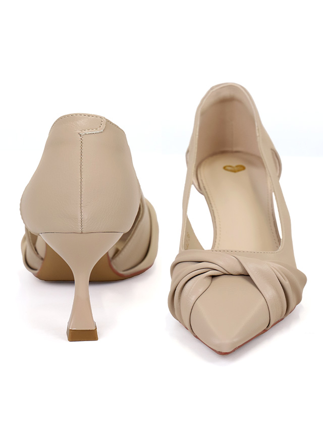 ツイストリボン ポインテッド パンプス