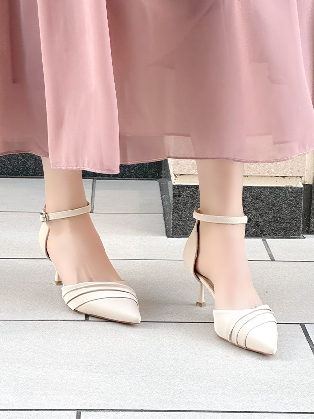 ポインテッドトゥ セパレート アンクルストラップ付き パンプス