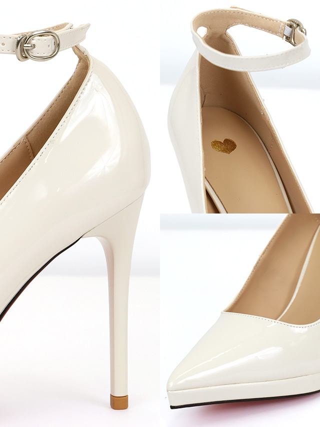 アンクルストラップ付き ポインテッドトゥ パンプス