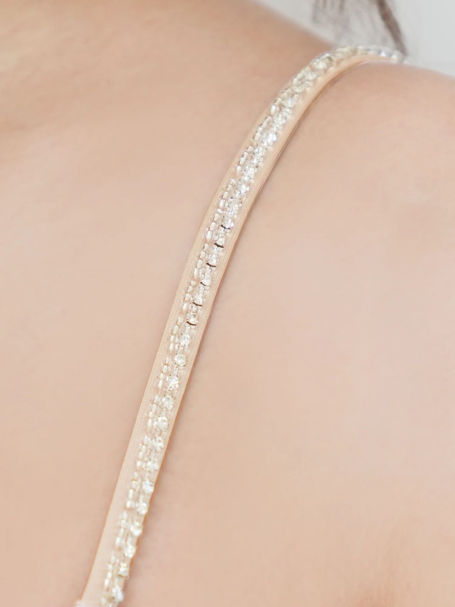 2way ベアトップ ビジュー キャミソール アシンメトリー ハートカット サテン ジップデザイン タイト 膝丈ドレスのイメージ画像11
