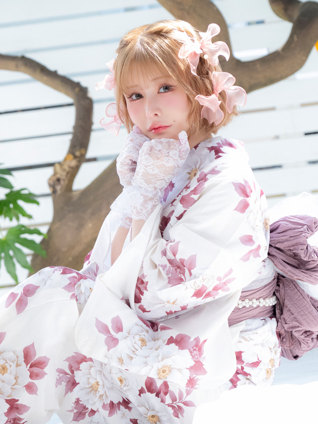 浴衣 白地 牡丹柄 ガーリー ゆかた3点SETのイメージ画像4