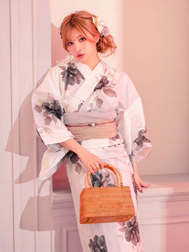 浴衣 生成り地 水彩アネモネ柄 モノトーンモダン フェミニン ゆかた2点SETのイメージ画像3