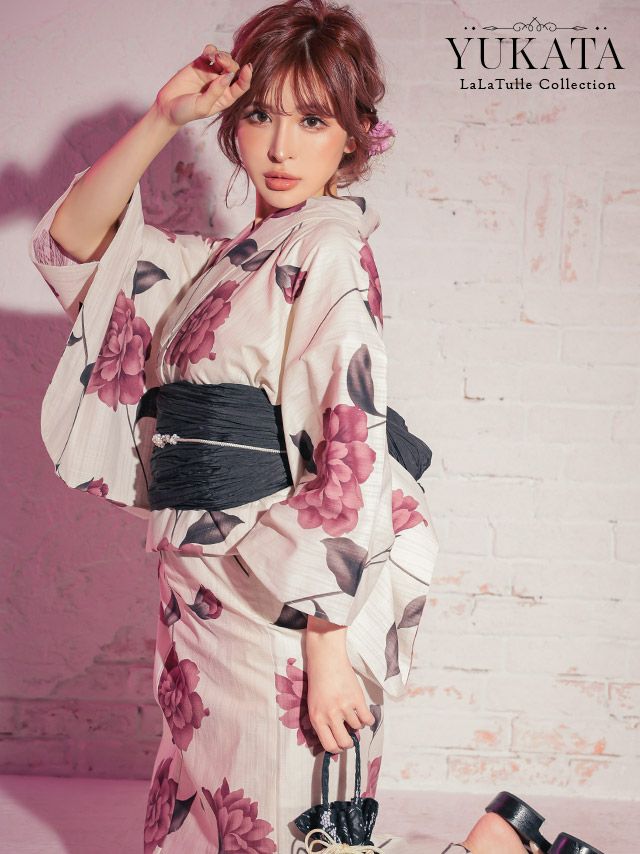  [浴衣 しわ兵児帯]アイボリー×アンティークフラワー柄 ゆかた3点SET[浴衣+兵児帯+下駄][ゆんころ着用] プレビュー