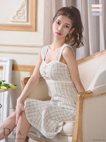 ラメ入りスプリングニット素材のシルエットが綺麗な高級キャバドレス♪ ラメニット チェック柄 ノースリーブ マーメイド タイト 高級ひざ丈ドレス[ブルー][Lあり][めぐりっぷ/キャバドレス着用][2725-1]