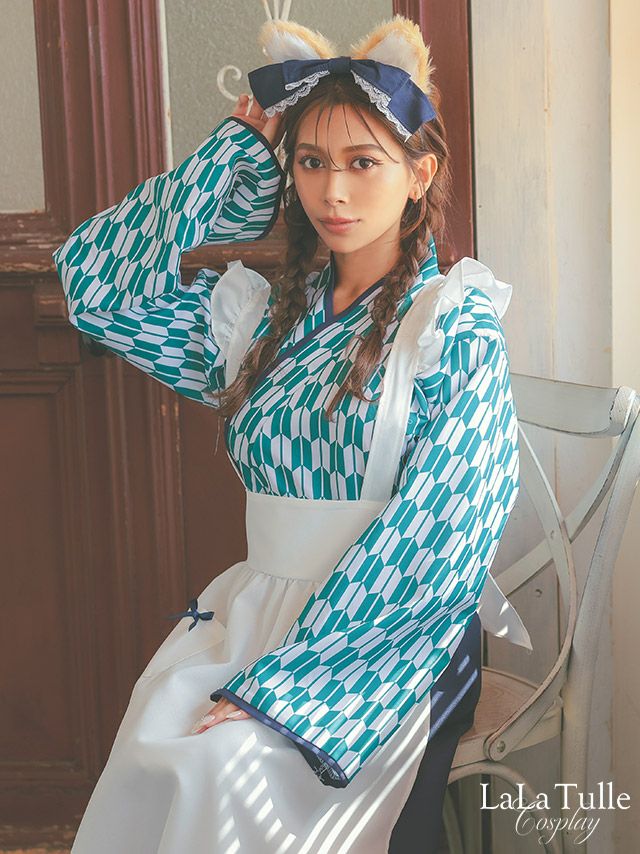 Unleash Your Inner Kawaii: Authentic 4-Piece Japanese Maid Costume Set with Hakama, Yagasuri, and Adorable Animal Twist