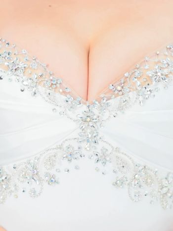 キャバドレス Angel R セクシー アシンメトリー クロス ビジュー メッシュ キャミソール タイトミニドレス