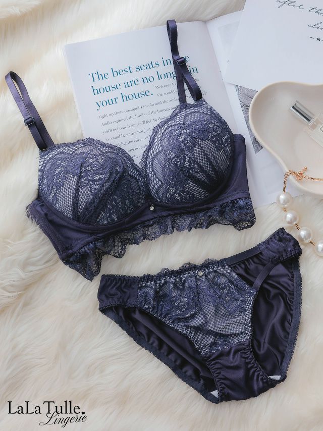 勝負下着 ブラックレース ビジュー ブラジャー＆ショーツ 2点セット