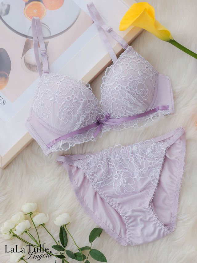 勝負下着 フラワー刺繍 ホワイトレース フェミニン ブラジャー＆ショーツ 2点セット