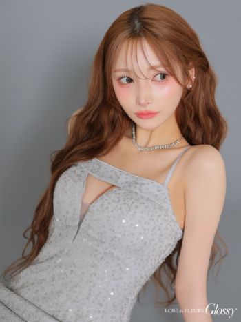 Glossy by ROBE de FLEURS/グロッシー】セクシー バストカット