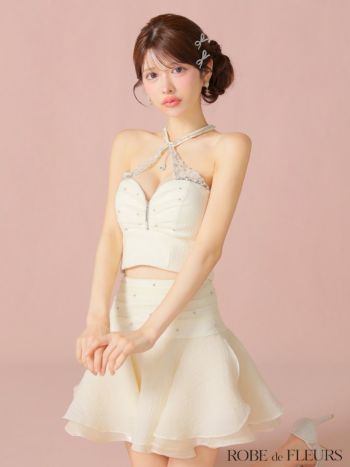 ROBEdeFLEURS/ローブドフルール】ホルターネック ジップデザイン