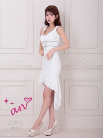 【甘すぎないリボンがポイント♪】DIOR Adiorable バレリーナ パンクなのにエレガント☆】Dior バレリーナ (Dior/バレエ