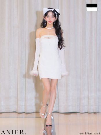 コスプレ anier.ROBE アニエルローブ 猫 モノトーン アニマル リボン ファー 長袖 ベアトップ タイトミニドレス