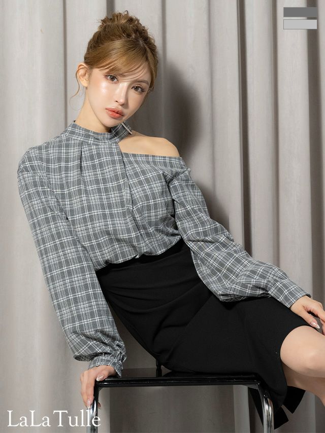 キャバドレス Veautt ヴュート チェック柄 長袖 モノトーン 肩あき チョーカー風 長袖 モノトーン タイト 膝丈ドレス