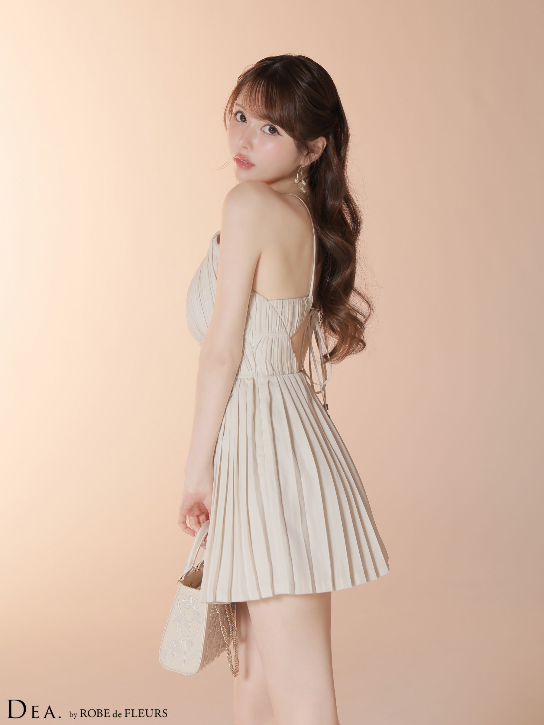 DEA.by ROBE de FLEURS/ディア】 ホルターネック プリーツ ティアード