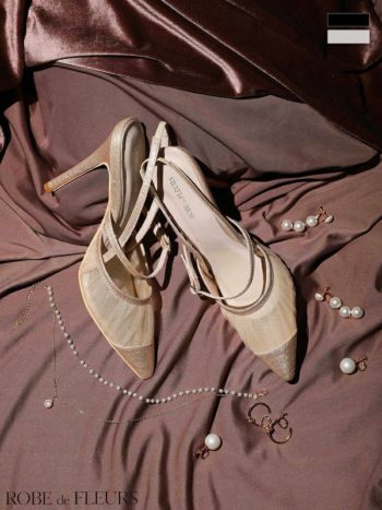 キャバヒール ROBEdeFLEURS ローブドフルール シアー メッシュ ストラップ付き ポインテッドトゥ パンプス